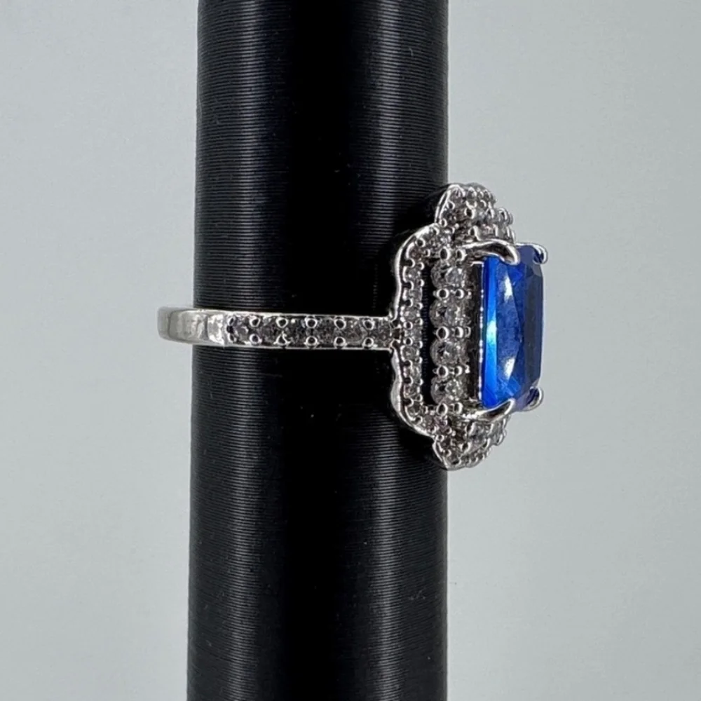 NEW Lab Created Sapphire and Cubic Zirconia Gemstone Ring